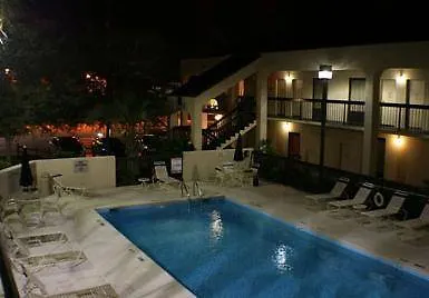 Baymont By Wyndham Tallahassee 